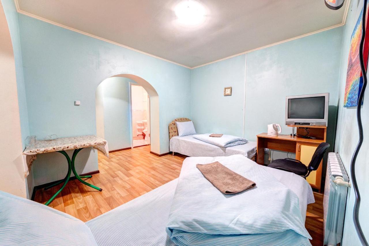 Hotel Zvezda キエフ エクステリア 写真