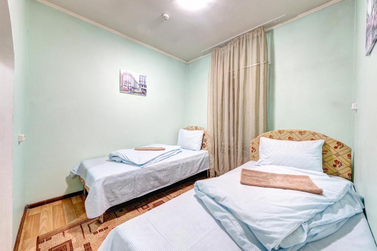 Hotel Zvezda キエフ エクステリア 写真